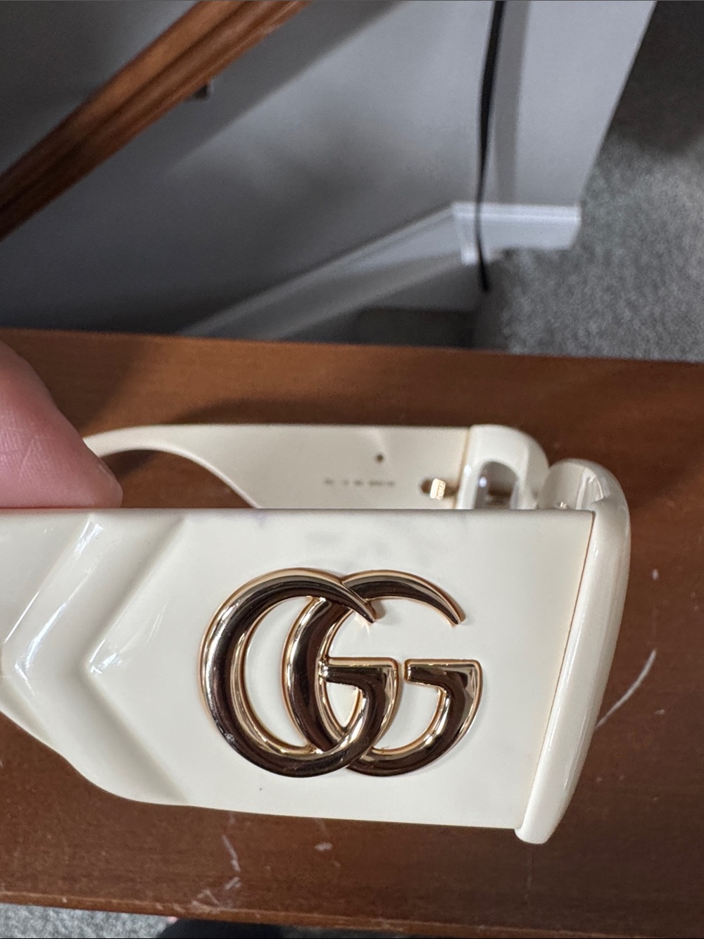 Authentic Gucci Cream Sunglasses with Gold Double-G Accents - Picture 12 of 17